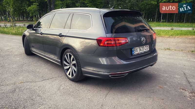 Универсал Volkswagen Passat 2015 в Киеве