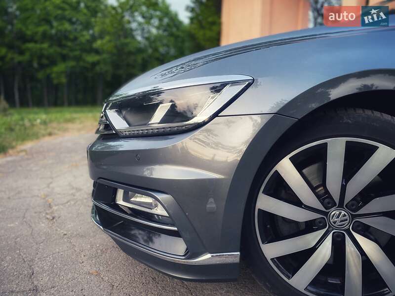 Универсал Volkswagen Passat 2015 в Киеве