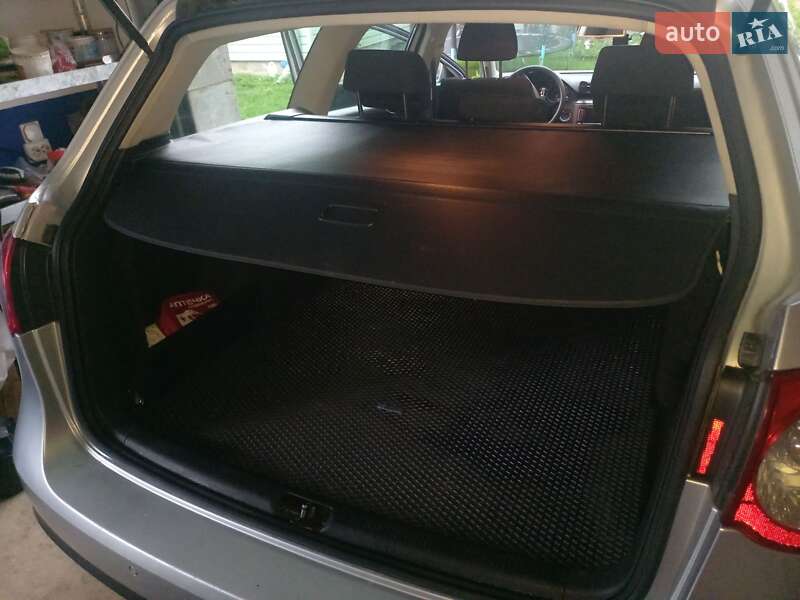 Универсал Volkswagen Passat 2010 в Надворной