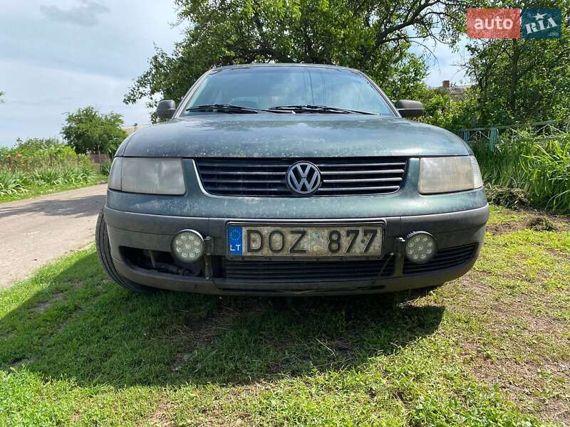 Седан Volkswagen Passat 1997 в Запоріжжі