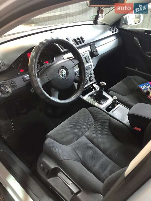 Универсал Volkswagen Passat 2007 в Звягеле