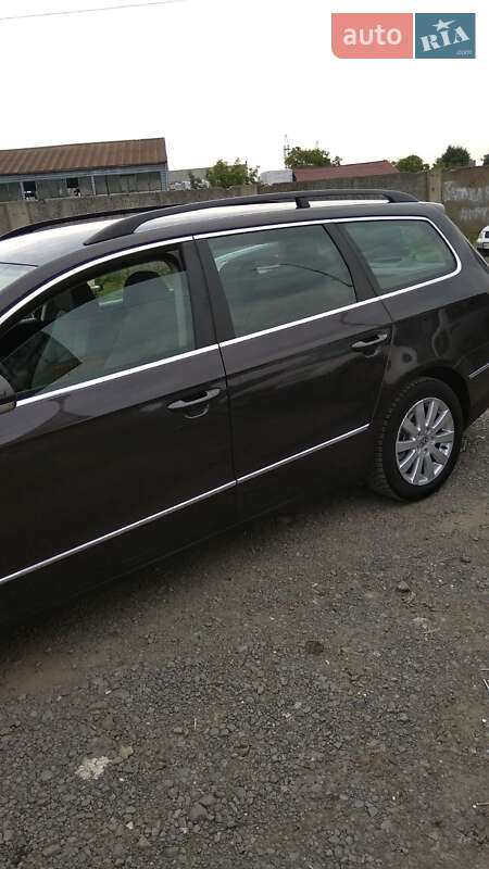 Універсал Volkswagen Passat 2010 в Іршаві