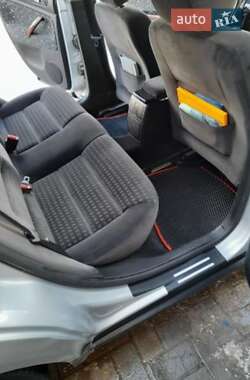 Седан Volkswagen Passat 2002 в Виннице