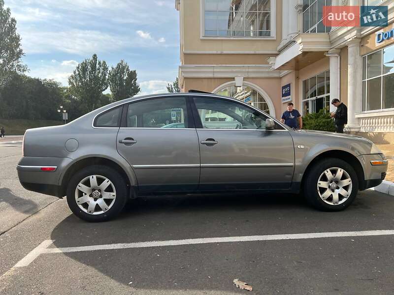 Седан Volkswagen Passat 2003 в Одессе фото 5 Седан Volkswagen Passat 2003 в Одессе