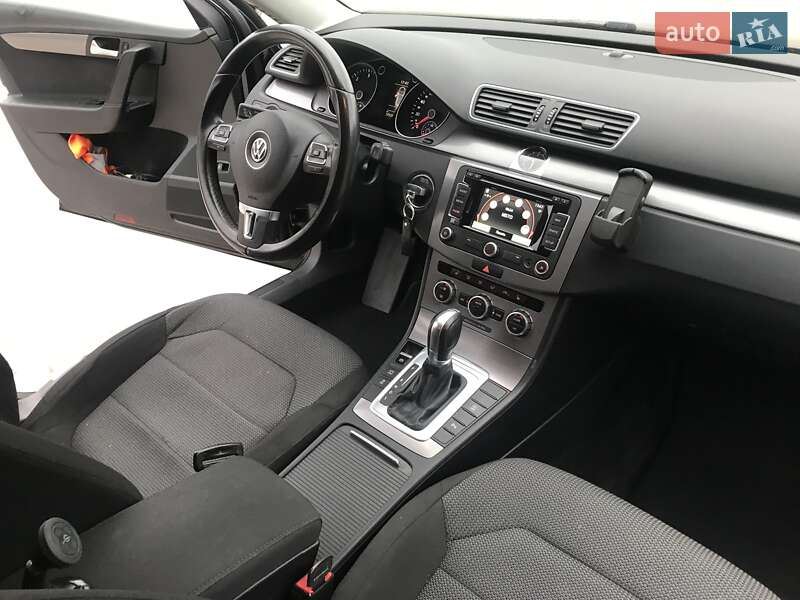 Универсал Volkswagen Passat 2014 в Тернополе