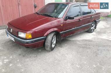 Седан Volkswagen Passat 1992 в Тернополе