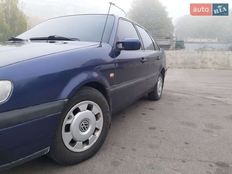 Volkswagen Passat 1996