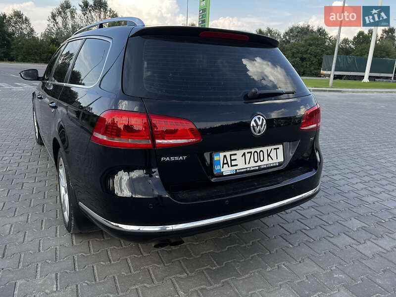 Универсал Volkswagen Passat 2011 в Днепре