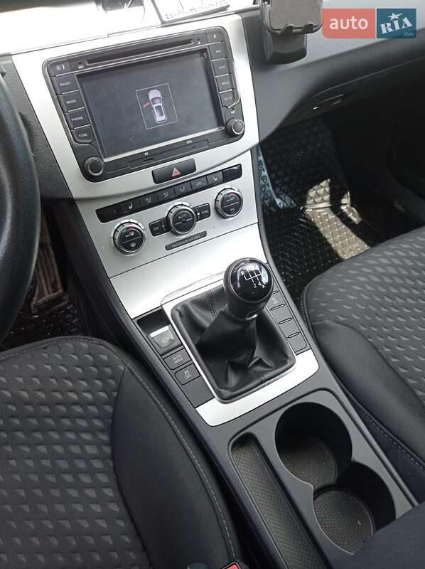 Универсал Volkswagen Passat 2012 в Ковеле