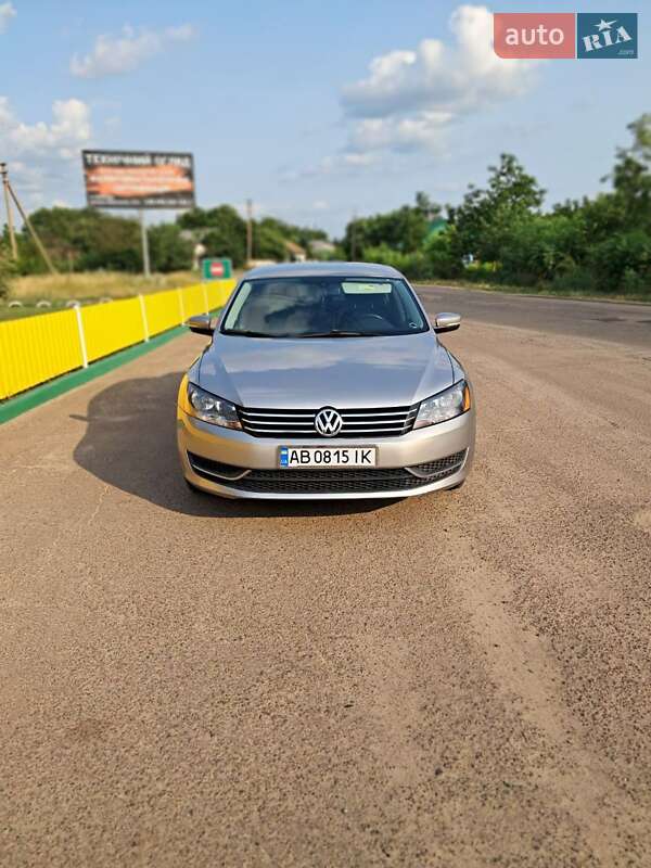 Седан Volkswagen Passat 2012 в Бершади