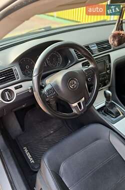 Седан Volkswagen Passat 2012 в 