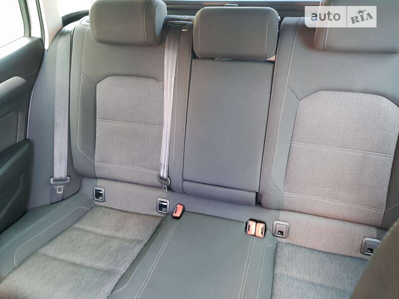 Универсал Volkswagen Passat 2016 в Виннице