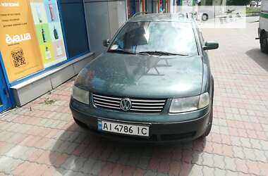 Универсал Volkswagen Passat 1998 в Киеве