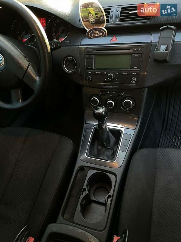 Универсал Volkswagen Passat 2006 в Вижнице фото 19 Универсал Volkswagen Passat 2006 в Вижнице