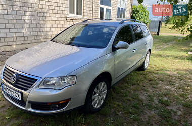 Универсал Volkswagen Passat 2010 в Ружине