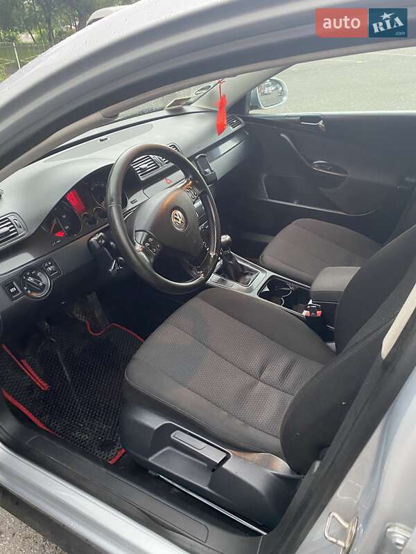 Універсал Volkswagen Passat 2006 в Білій Церкві