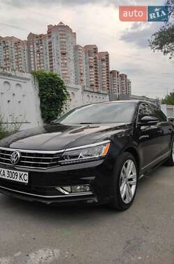 Седан Volkswagen Passat 2017 в 