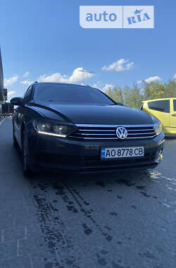 Универсал Volkswagen Passat 2015 в Ужгороде