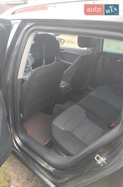 Универсал Volkswagen Passat 2013 в 