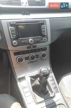 Универсал Volkswagen Passat 2013 в 