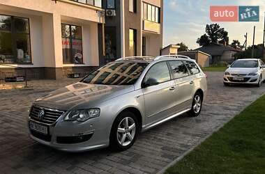 Универсал Volkswagen Passat 2010 в Березному