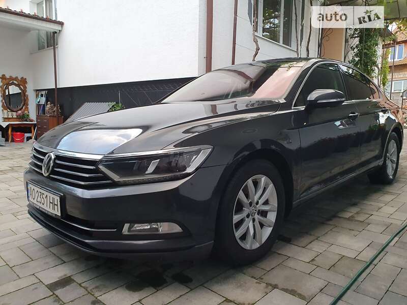Седан Volkswagen Passat 2015 в Виноградове