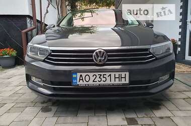 Седан Volkswagen Passat 2015 в 