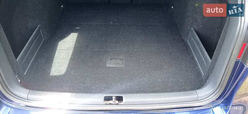 Универсал Volkswagen Passat 2005 в Киеве