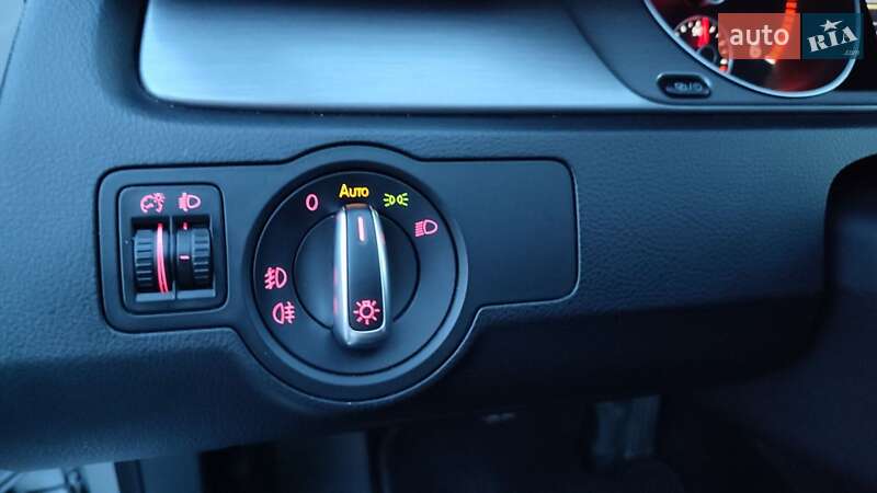 Універсал Volkswagen Passat 2014 в Вінниці