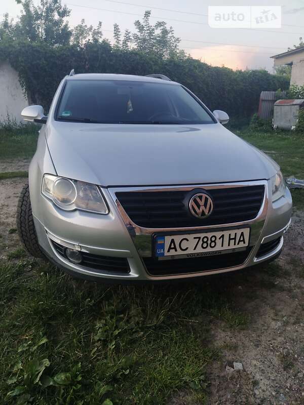 Універсал Volkswagen Passat 2007 в Конотопі