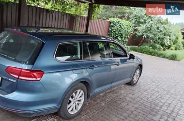 Универсал Volkswagen Passat 2015 в Киеве