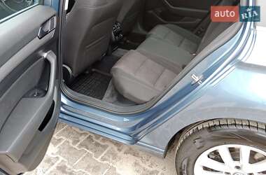 Универсал Volkswagen Passat 2015 в Киеве