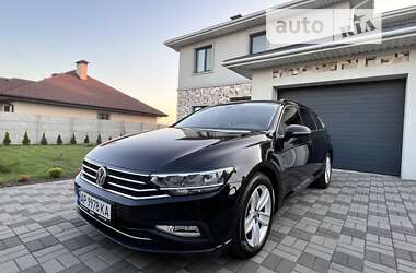 Універсал Volkswagen Passat 2019 в Запоріжжі