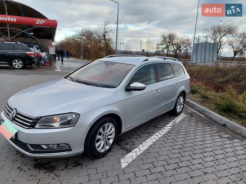 Универсал Volkswagen Passat 2012 в Тячеве