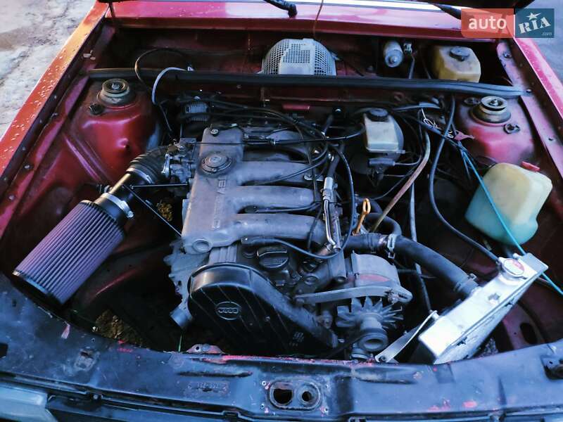 Ліфтбек Volkswagen Passat 1980 в Києві