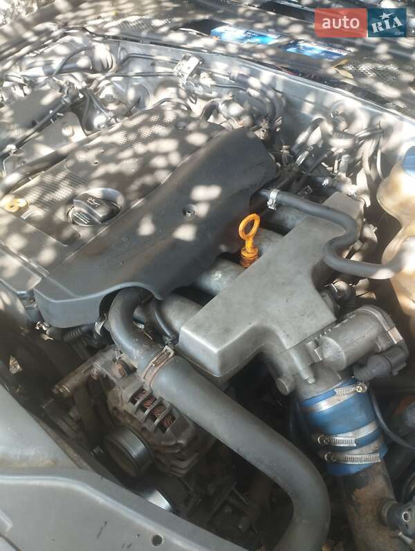 Седан Volkswagen Passat 2000 в Доброполье