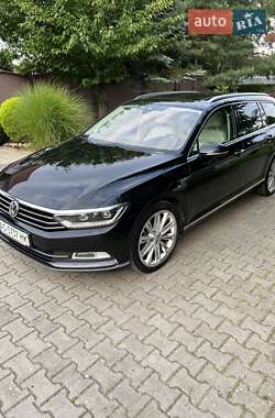 Универсал Volkswagen Passat 2015 в Ужгороде