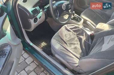 Седан Volkswagen Passat 1999 в Каменец-Подольском