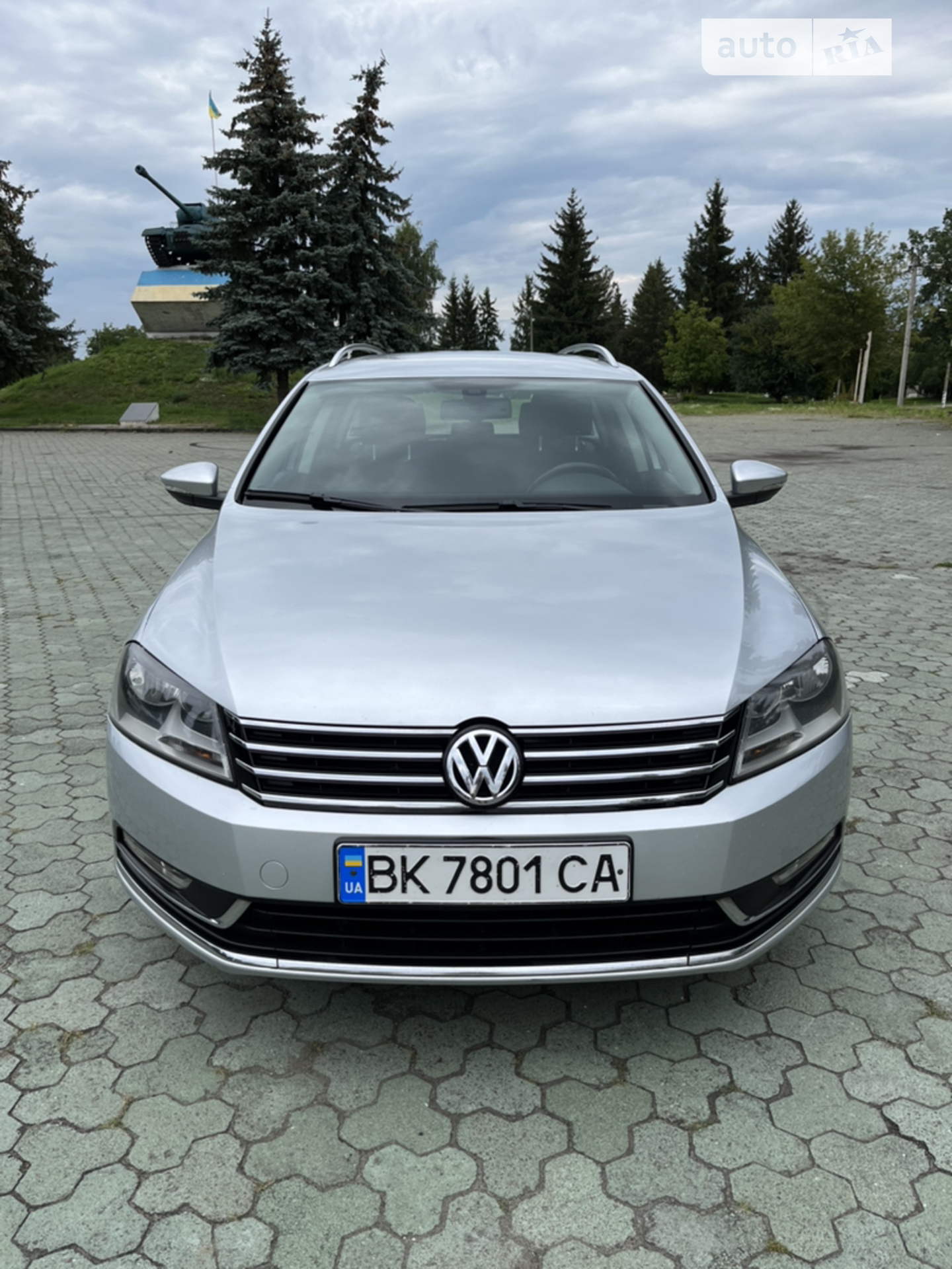 2011 Volkswagen Passat - мініатюра 2
