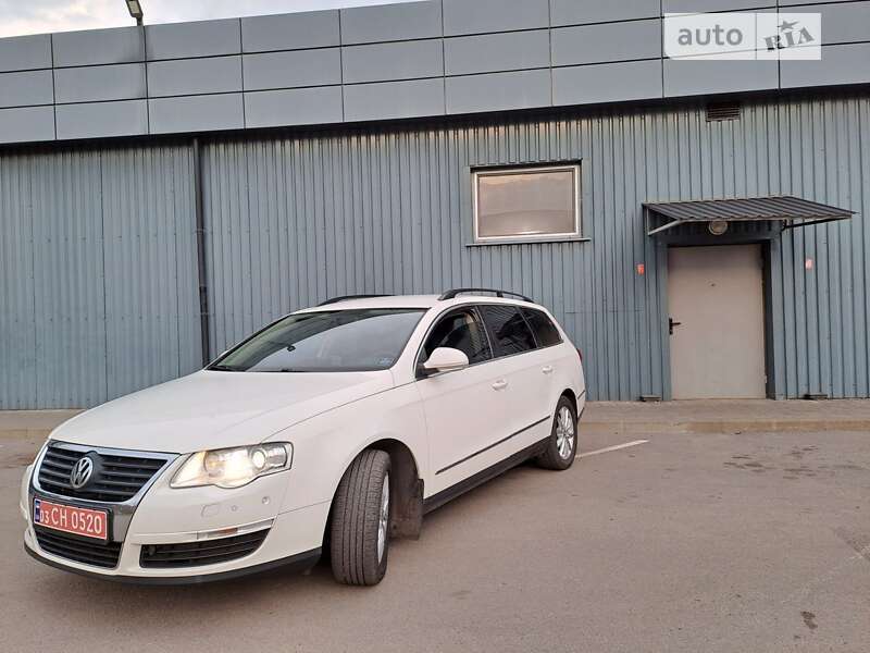 Універсал Volkswagen Passat 2010 в Знам'янці