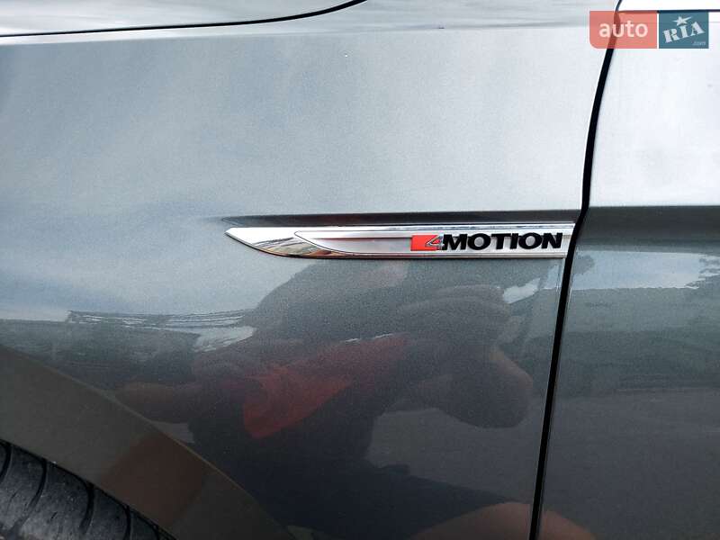 Універсал Volkswagen Passat 2015 в Тернополі