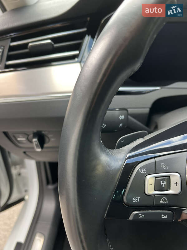 Универсал Volkswagen Passat 2017 в Луцке