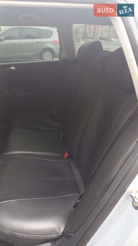 Универсал Volkswagen Passat 2006 в Белой Церкви фото 7 Универсал Volkswagen Passat 2006 в Белой Церкви