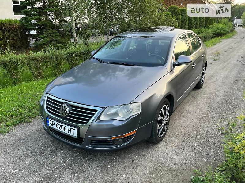Седан Volkswagen Passat 2005 в 