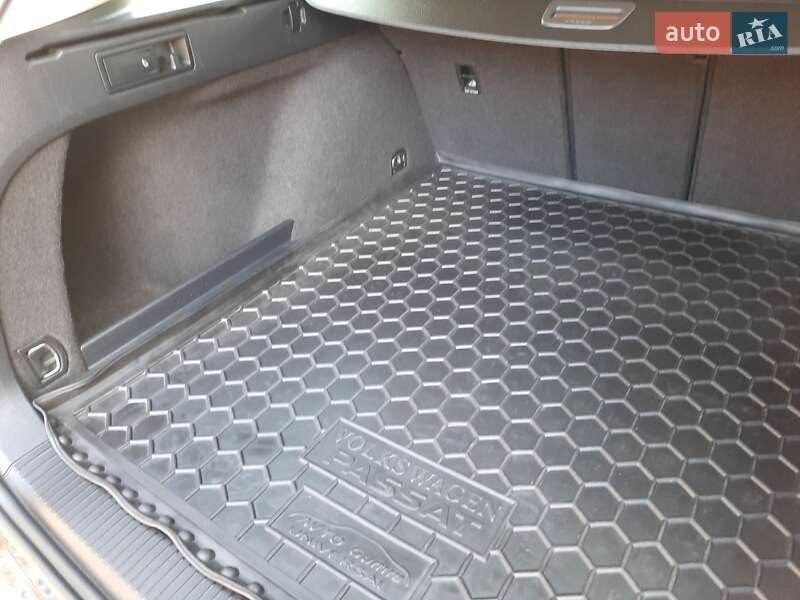 Универсал Volkswagen Passat 2015 в Радивилове