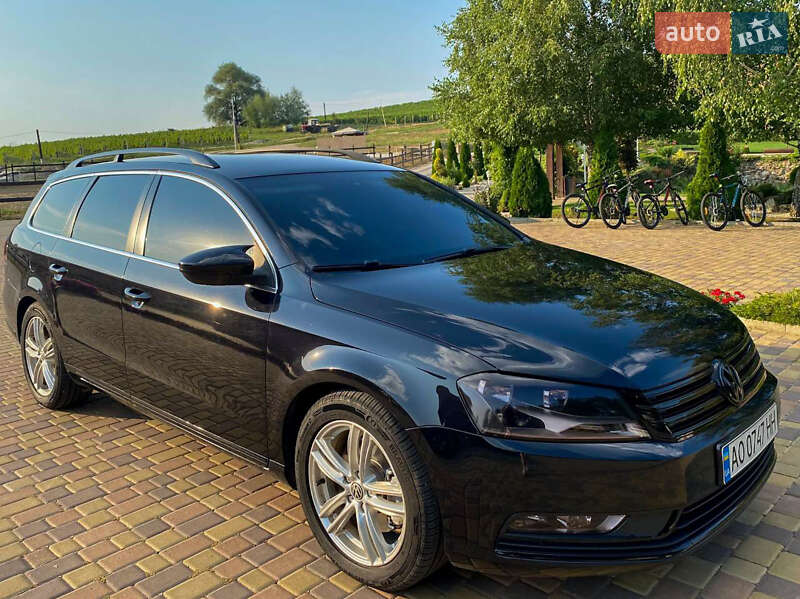 Универсал Volkswagen Passat 2012 в Берегово
