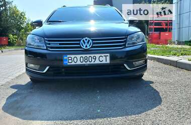 Універсал Volkswagen Passat 2011 в Збаражі