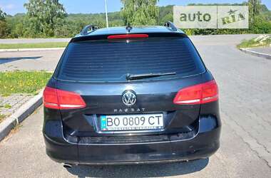 Універсал Volkswagen Passat 2011 в Збаражі