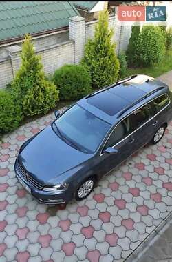 Універсал Volkswagen Passat 2013 в Одесі