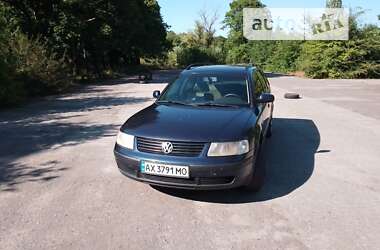 Універсал Volkswagen Passat 1998 в Перещепині